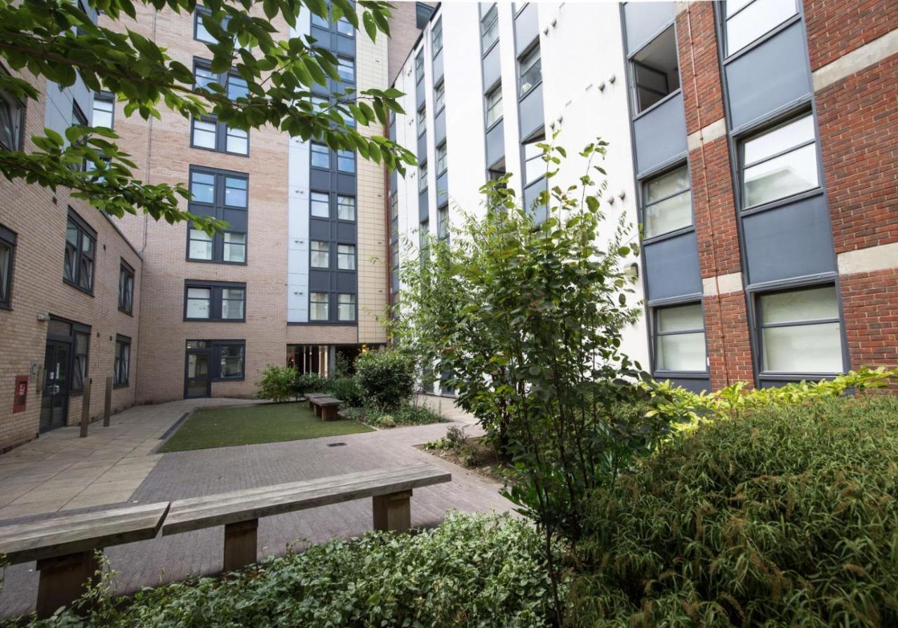 Private Bedrooms With Shared Kitchen And Studios At Iq Tufnell House In London Exteriör bild