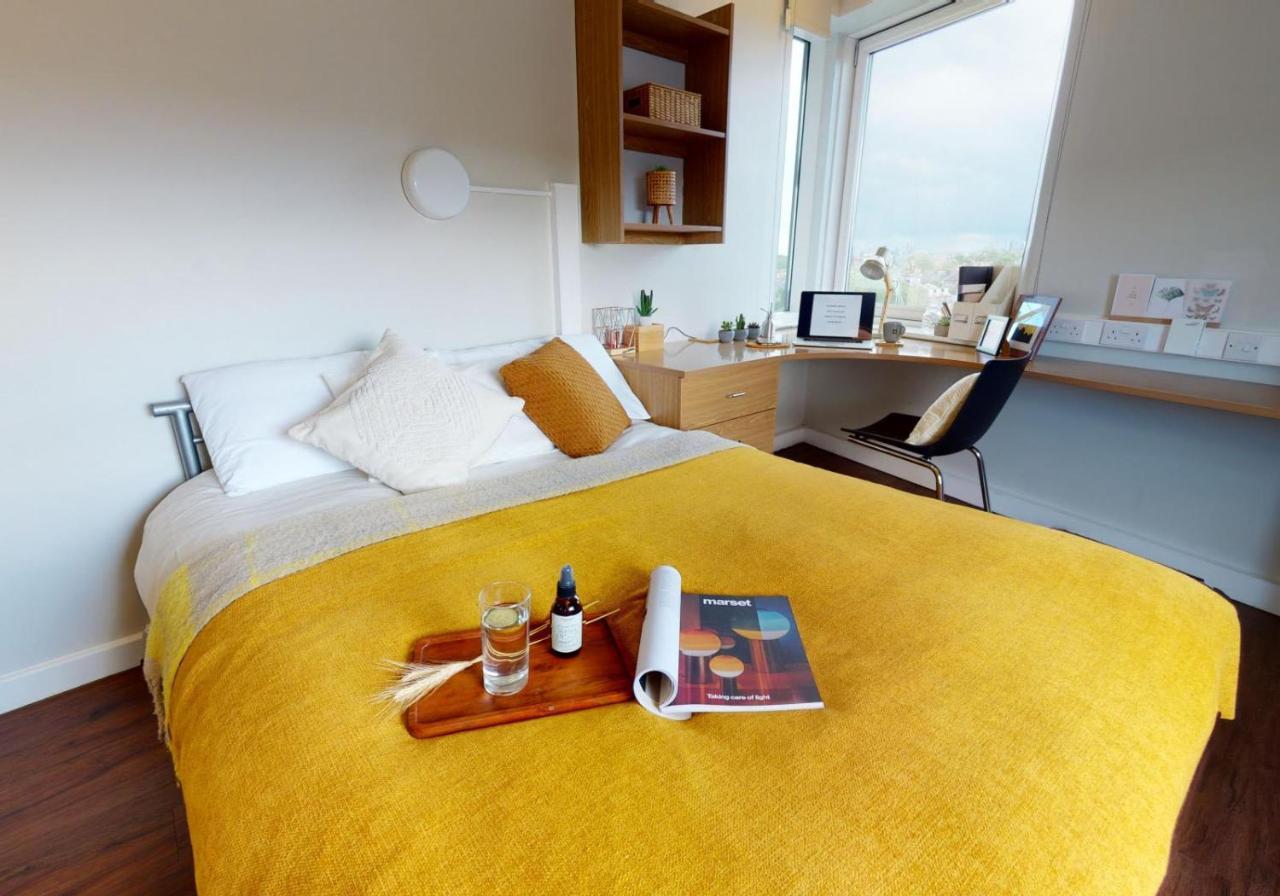 Private Bedrooms With Shared Kitchen And Studios At Iq Tufnell House In London Exteriör bild