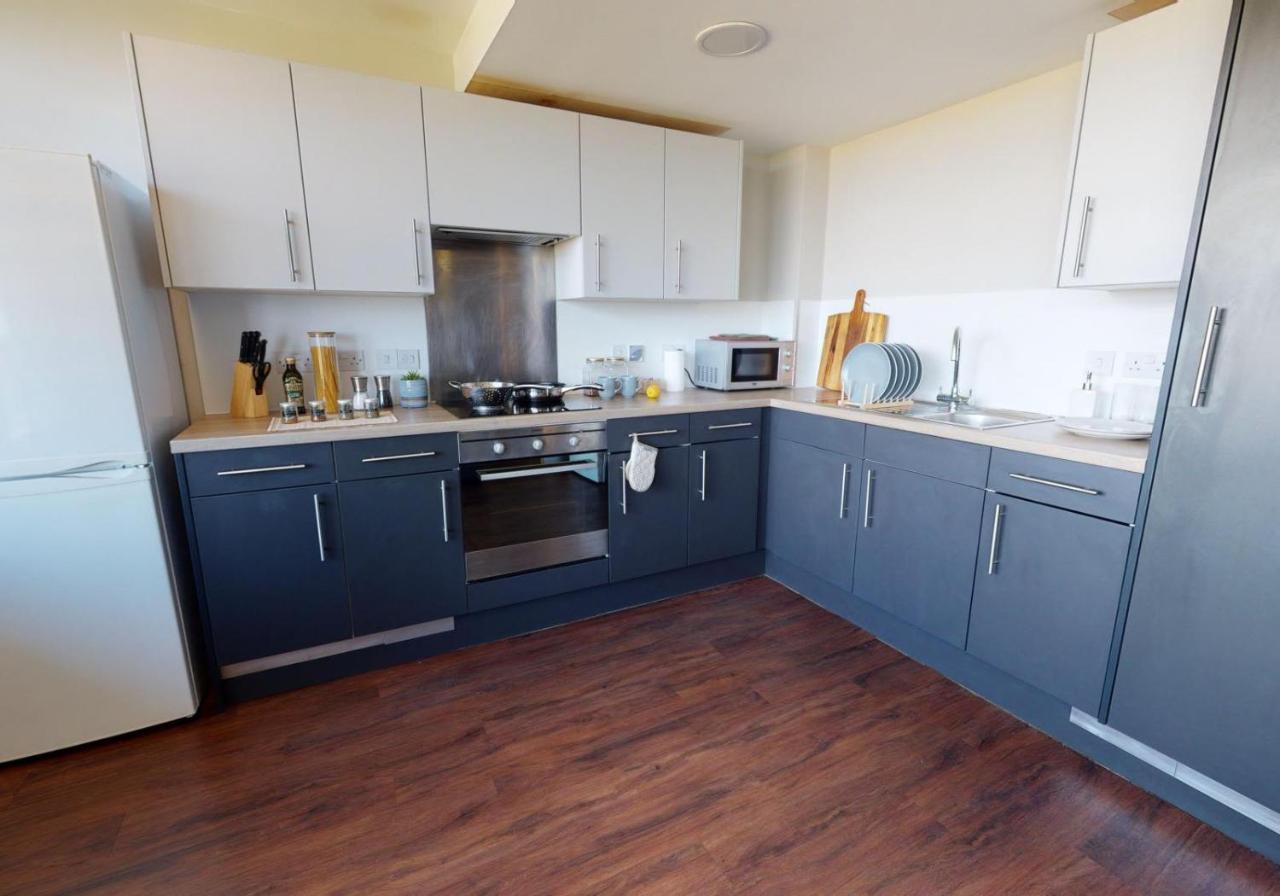 Private Bedrooms With Shared Kitchen And Studios At Iq Tufnell House In London Exteriör bild