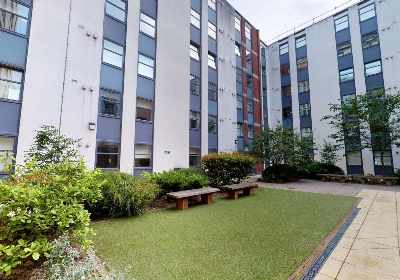 Private Bedrooms With Shared Kitchen And Studios At Iq Tufnell House In London Exteriör bild